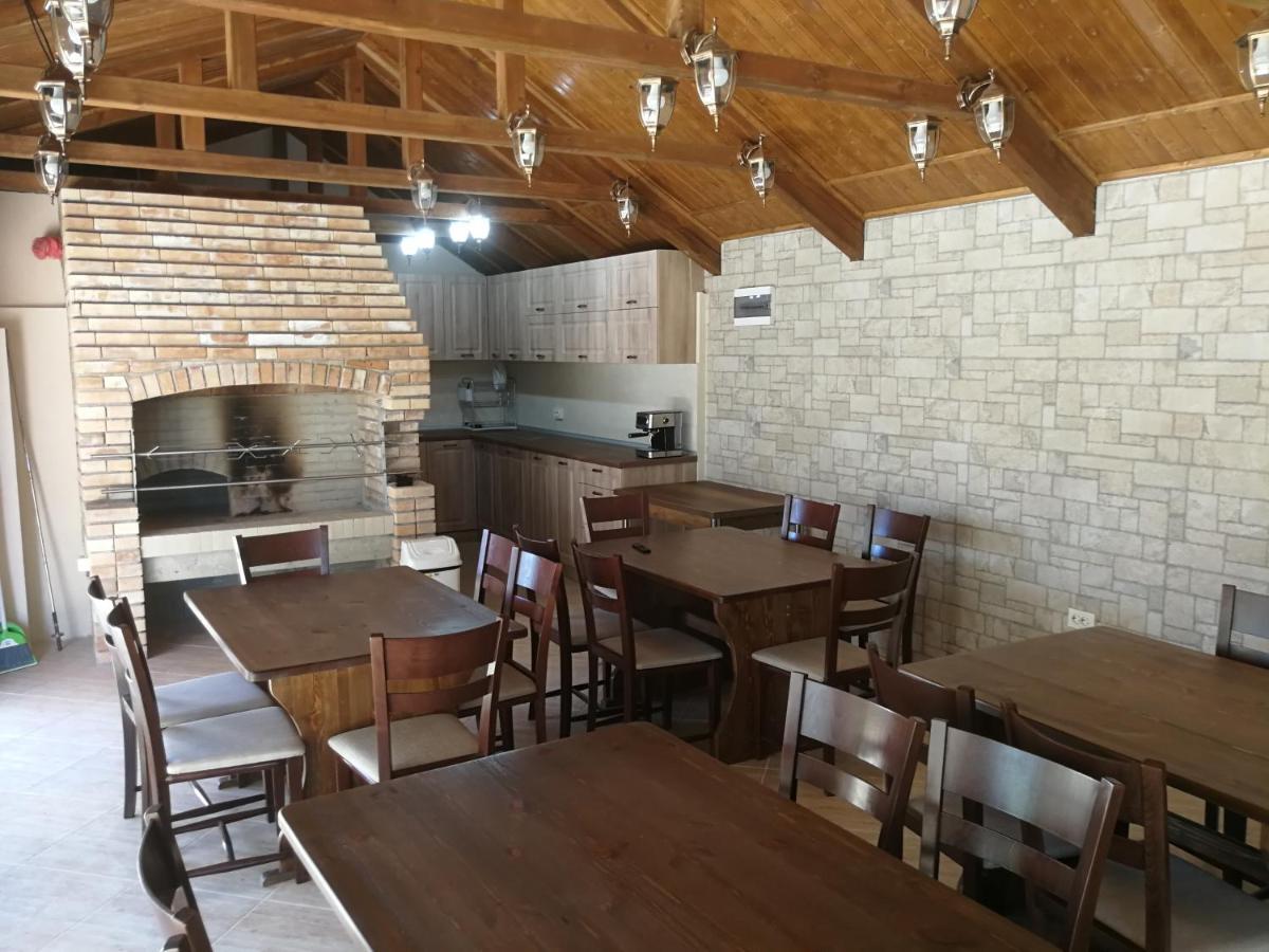 Вила Христови Bŭlgarevo Esterno foto